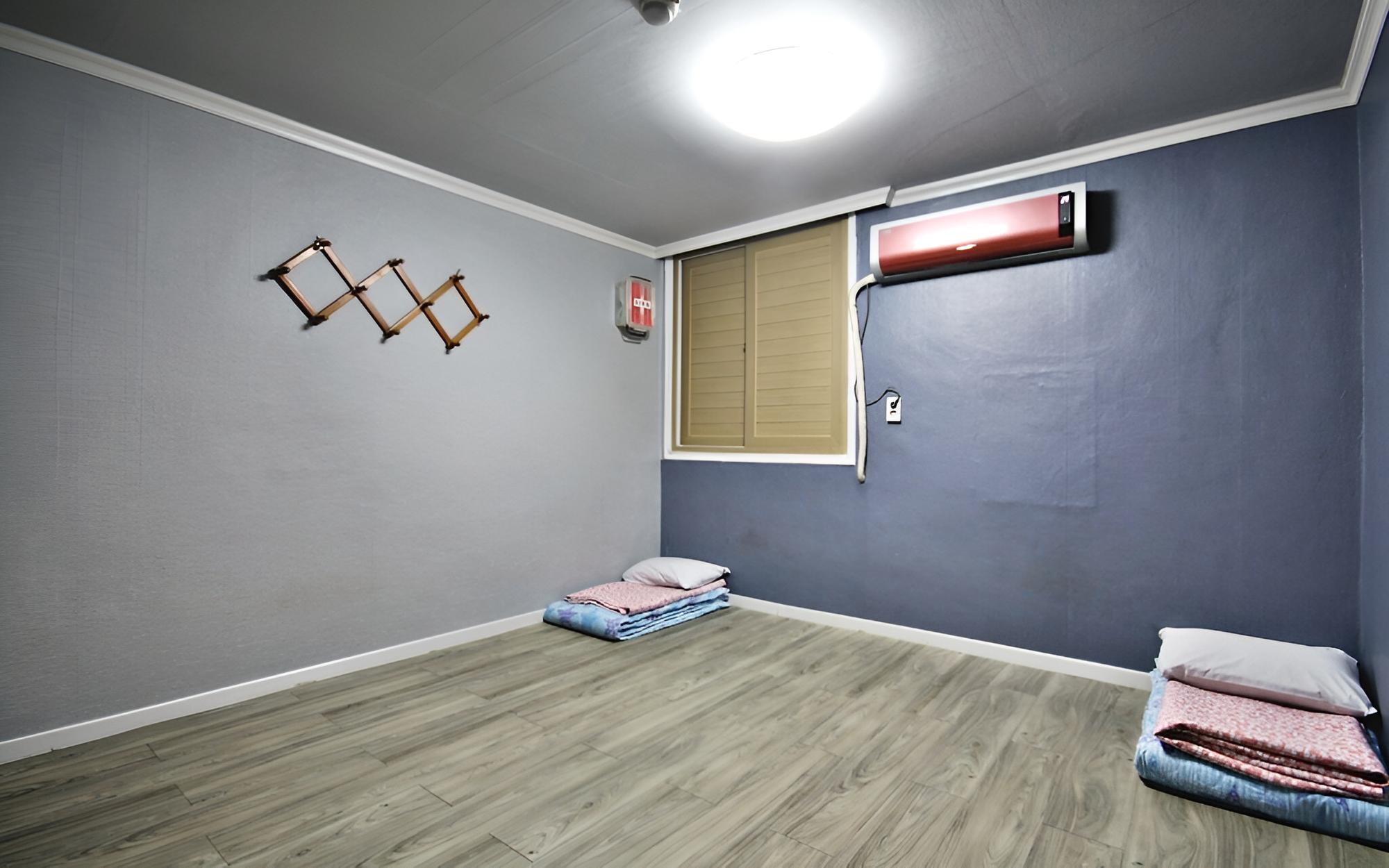 Room (On-dol) - Photo 1