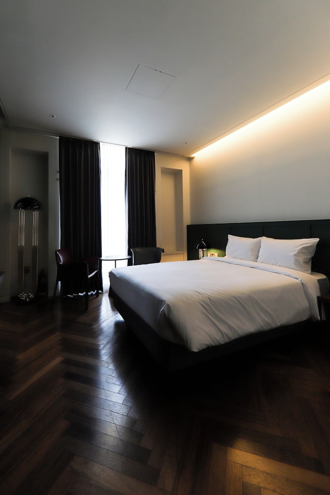 Premier Double Room - Photo 7