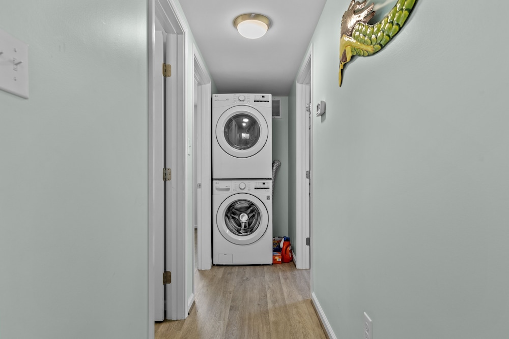 Condo, 2 Bedrooms photo 3