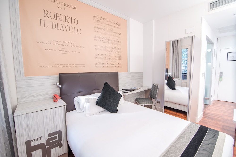 Single Room photo 3