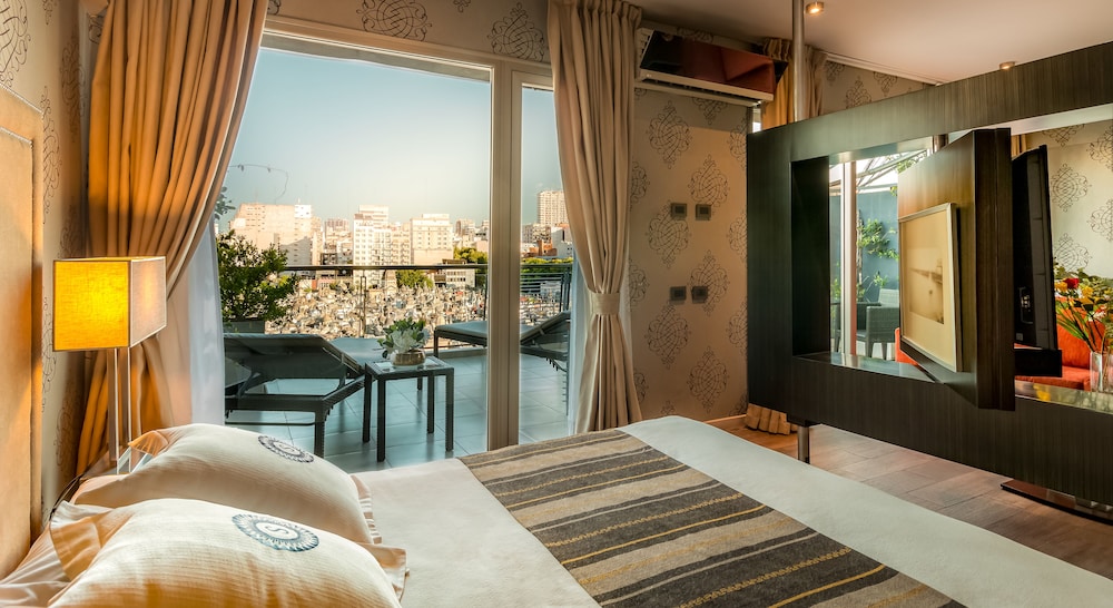Penthouse photo 1