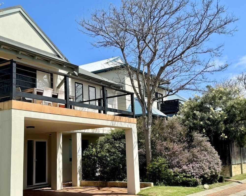 Gnarabup Beach House at the Break