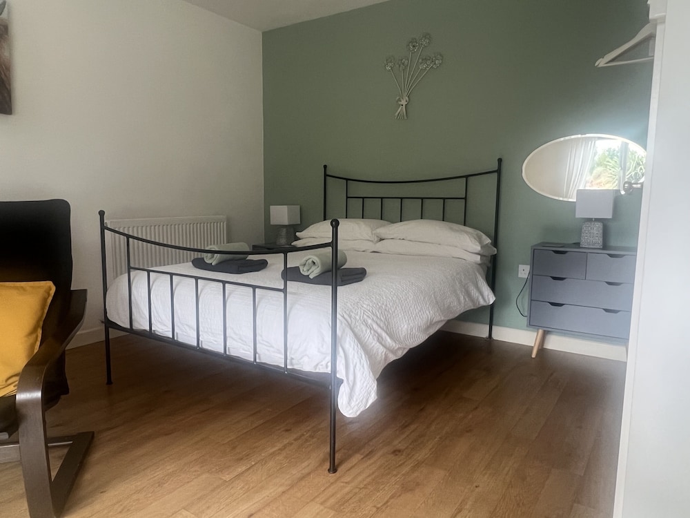 Business Studio, 1 Double Bed, Garden View (One ) photo 1