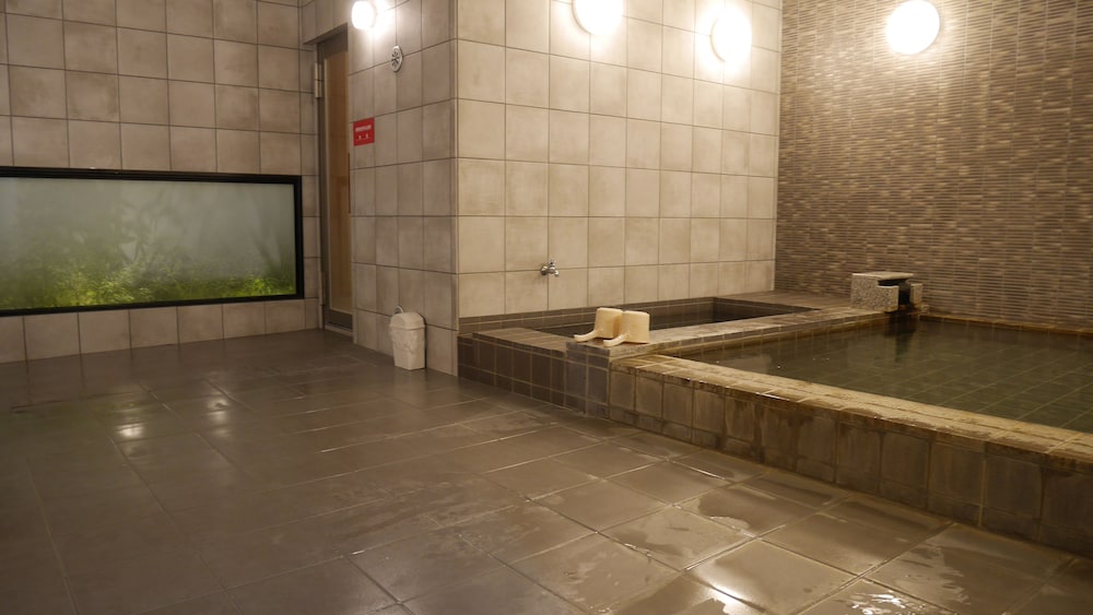 Basic Double Room, 1 Double Bed, Non Smoking, Hot Tub - Photo 3
