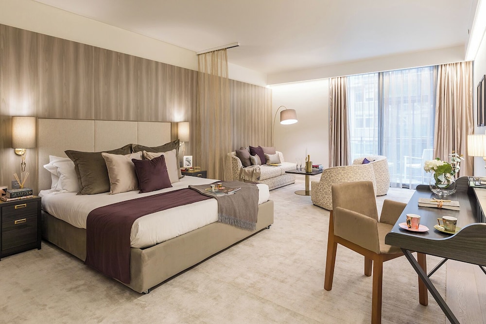 Superior Studio Suite, 1 King Bed