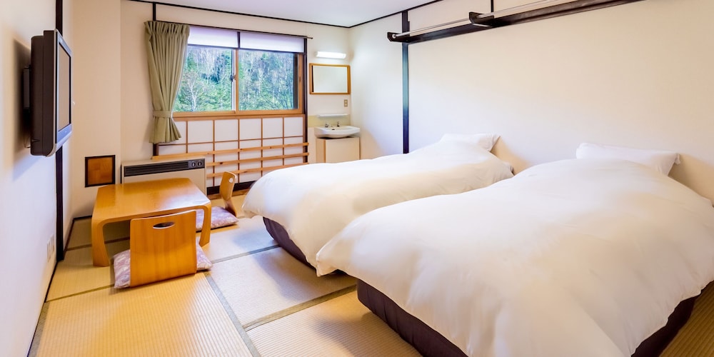 Twin Room without toilet (Shared Bathroom), Non Smoking photo 1