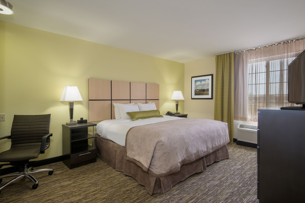 Suite, 1 Bedroom, Accessible (Communication, Mobility Tub) photo 2