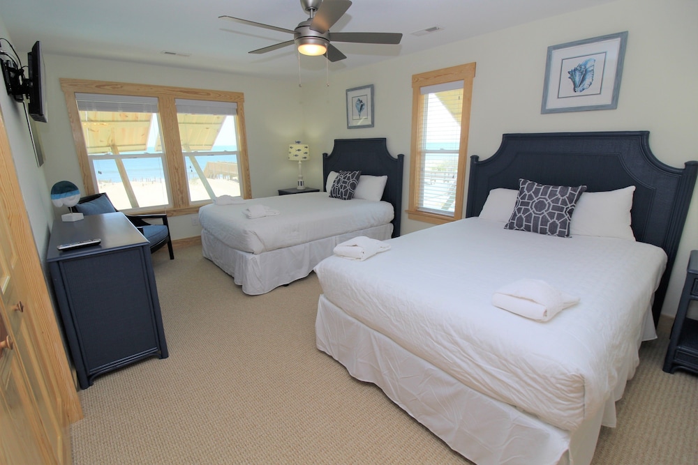 Cottage, Sea View photo 3