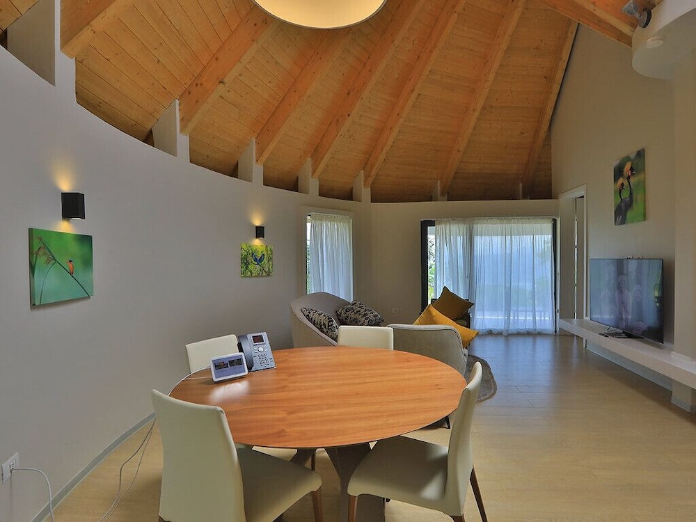One-Bedroom Villa photo 2