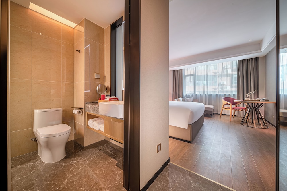 Standard Single Room, City View photo 1