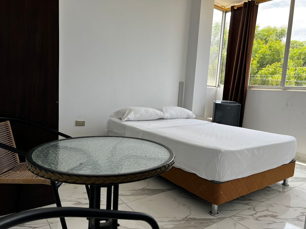 Luxury Triple Room, Beach View photo 1