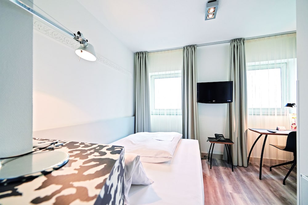 Basic Room (New Style) - Photo 12
