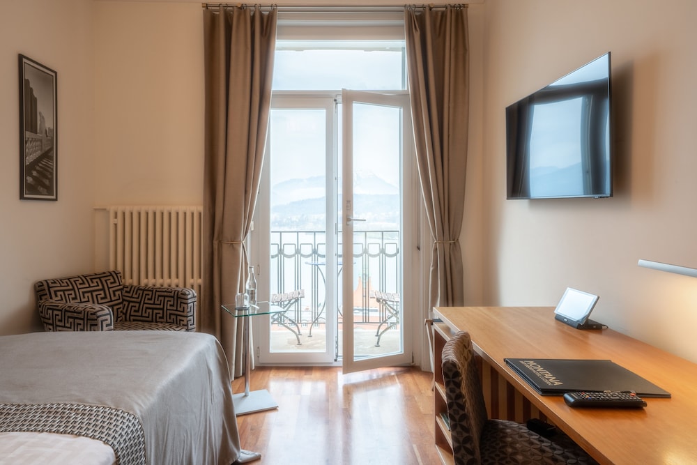 Single Room Lakeside photo 1