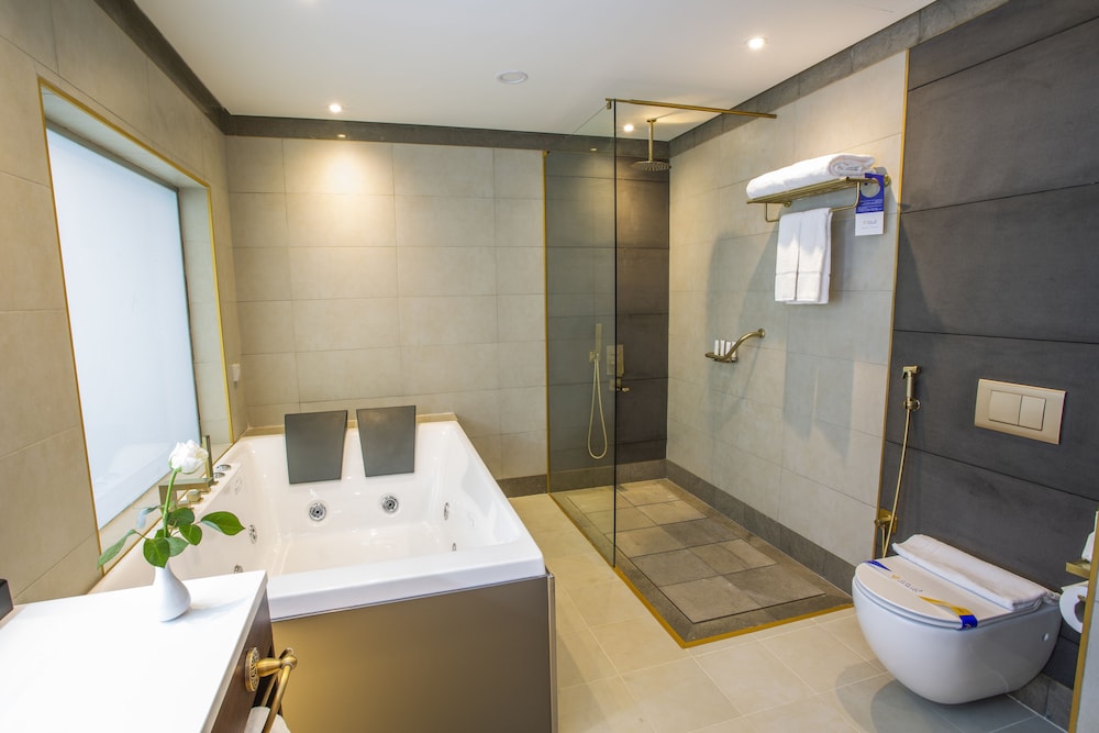 Junior Suite - Photo 10