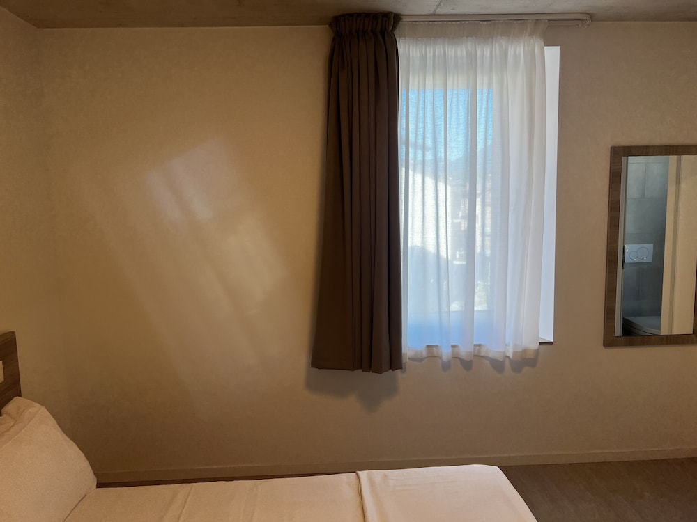 Standard Room photo 2