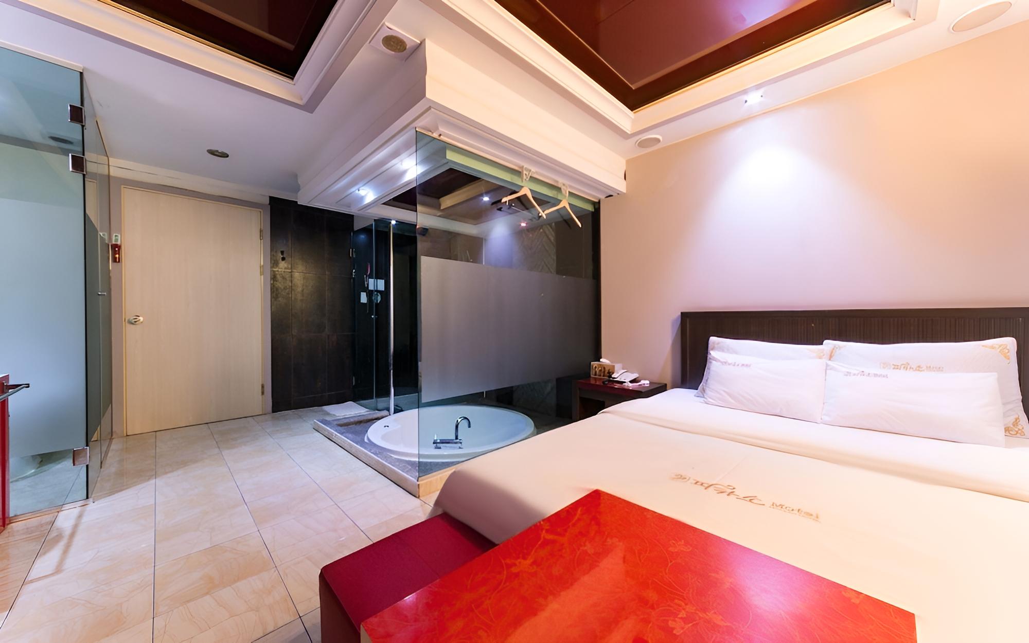 Room (Special room (round bathtub Netflix a) - Photo 6