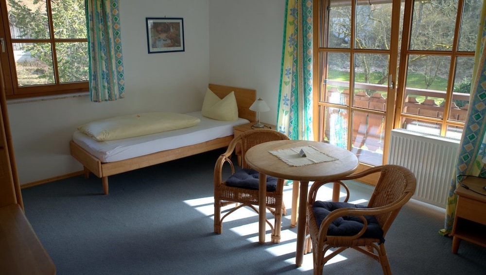 Single Room photo 1