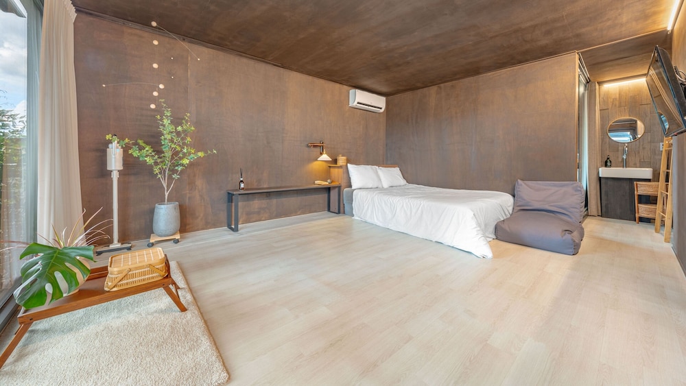 Basic Room, 1 Bedroom (Madongga)