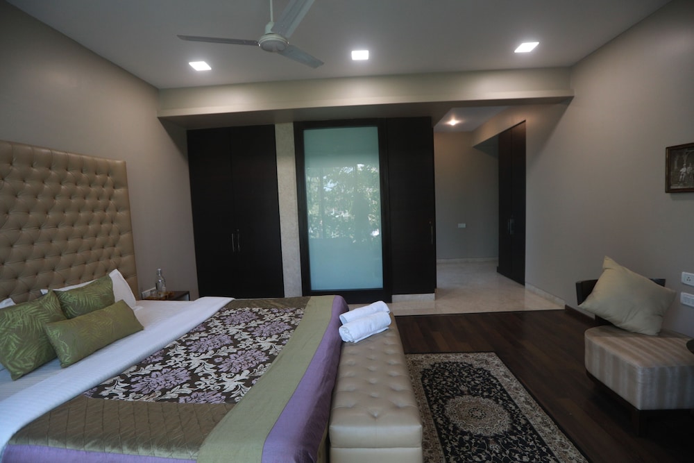 Executive Villa, 4 Bedrooms photo 2