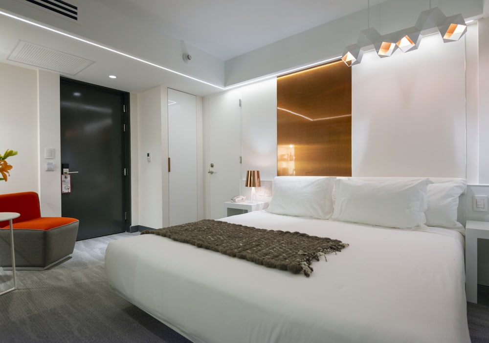 Superior Single Room, 1 King Bed - Photo 3