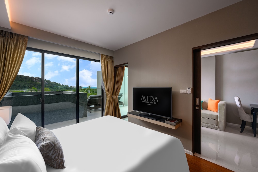 Deluxe Ocean View with Plunge Pool - Photo 19