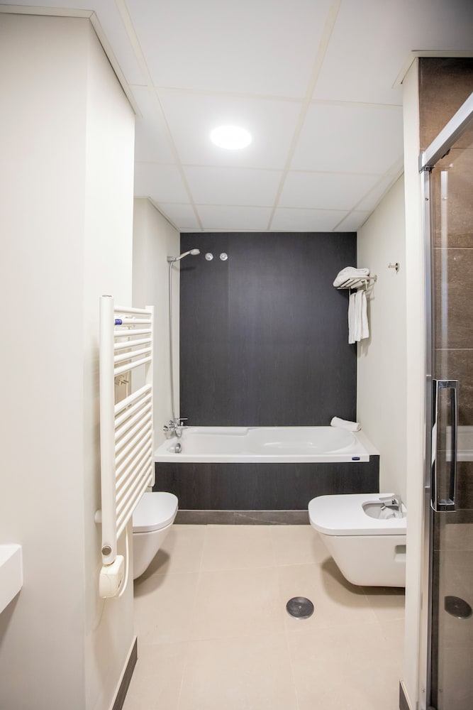 Junior Suite - Photo 9