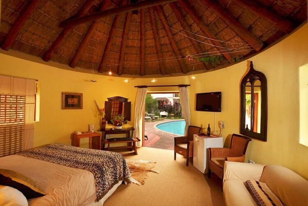 Luxury Poolside Chalet photo 2