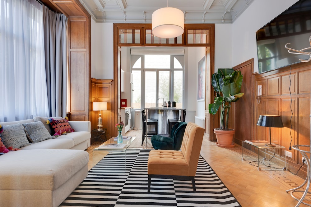 Luxury Apartment photo 1