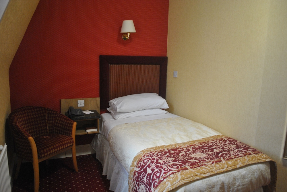 Basic Single Room photo 3