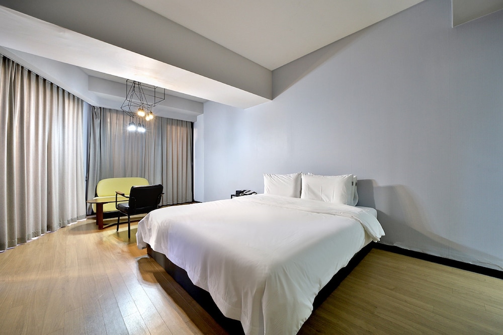 Royal Double Room (Check-in time 6PM) photo 3