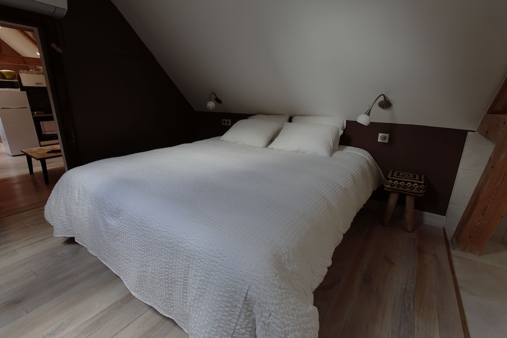 Deluxe Suite, 2 Bedrooms (Suite Jeanne De Navarre) photo 3