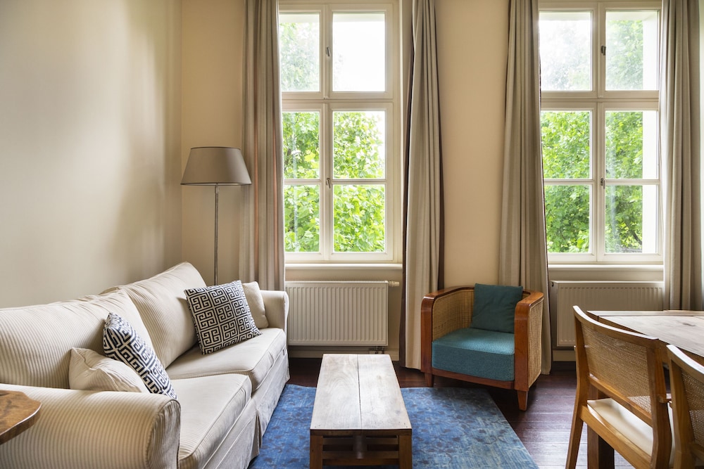 Large Studio, Kitchenette, Sofa Bed photo 1