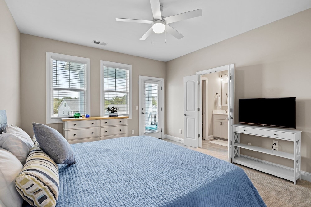 Townhome, 3 Bedrooms photo 2