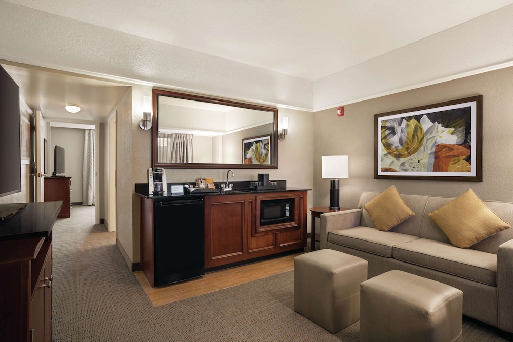 Suite, Accessible photo 3