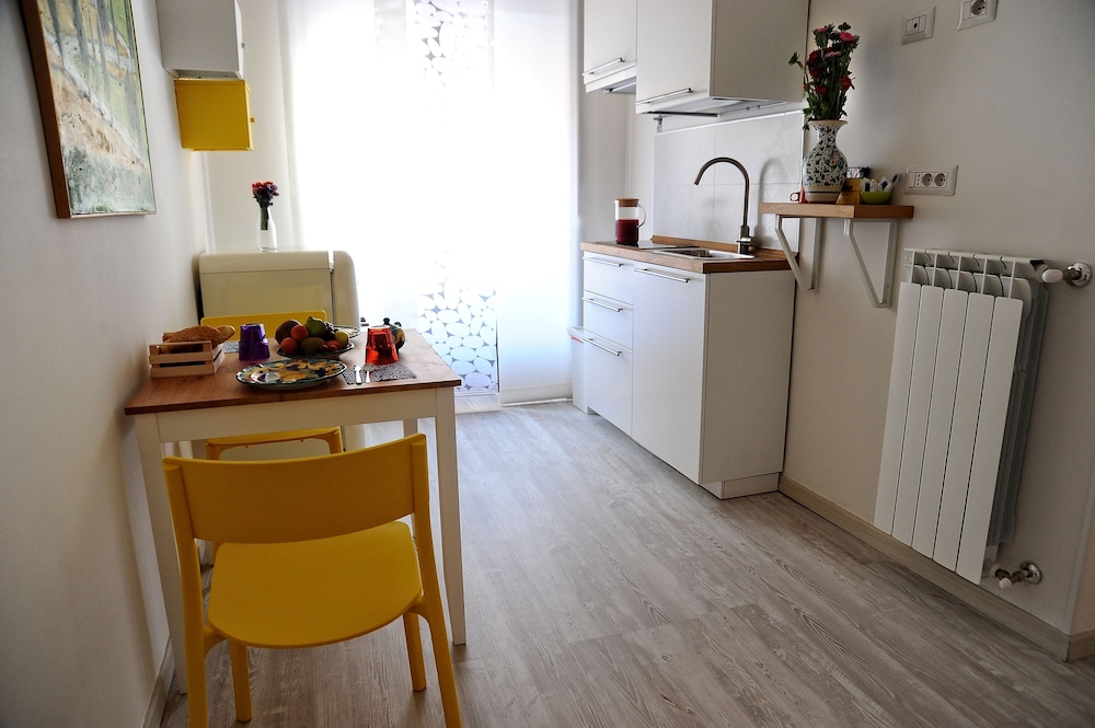 Apartment, 1 Bedroom, Balcony photo 2