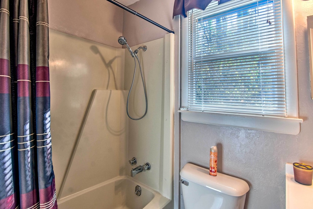 House (2 Bedrooms) photo 2