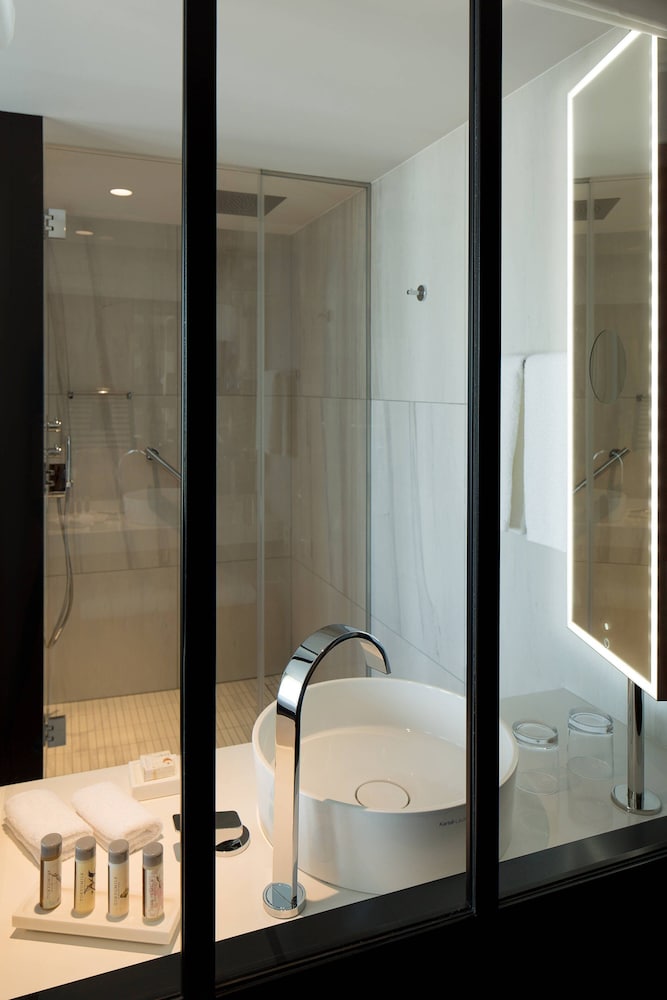 Chambre, 1 grand lit, non-fumeurs, vue ville