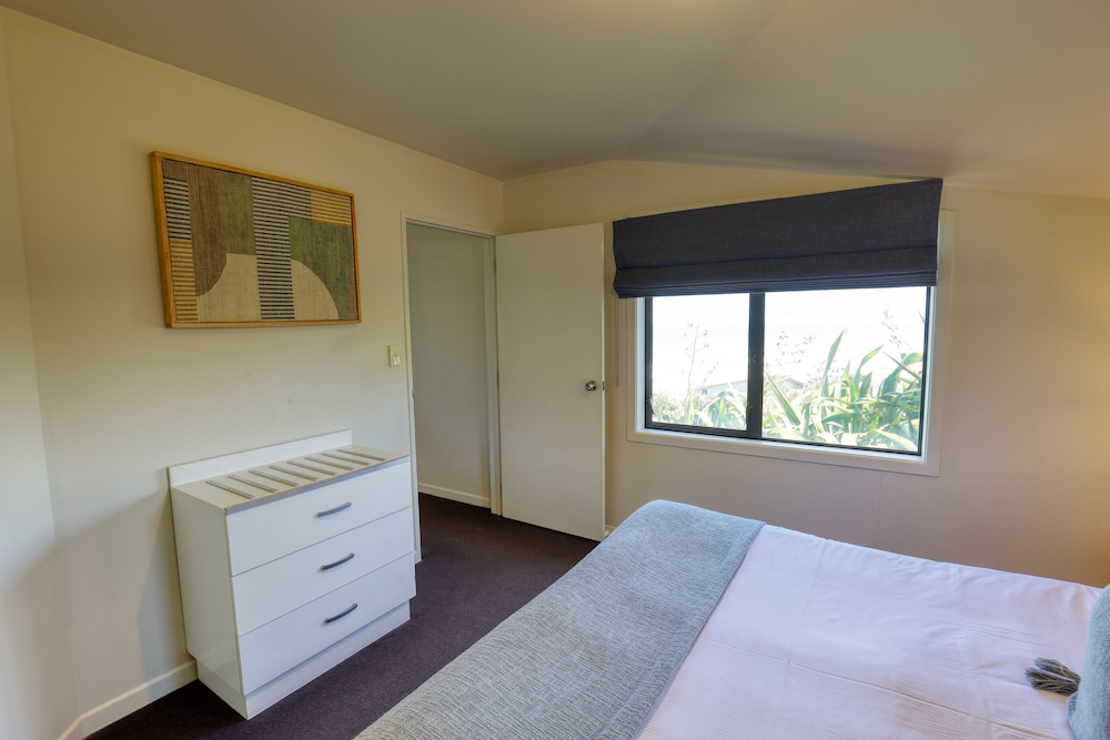 Standard Chalet, 2 Bedrooms, Kitchen, Ocean View (Chalet) photo 1