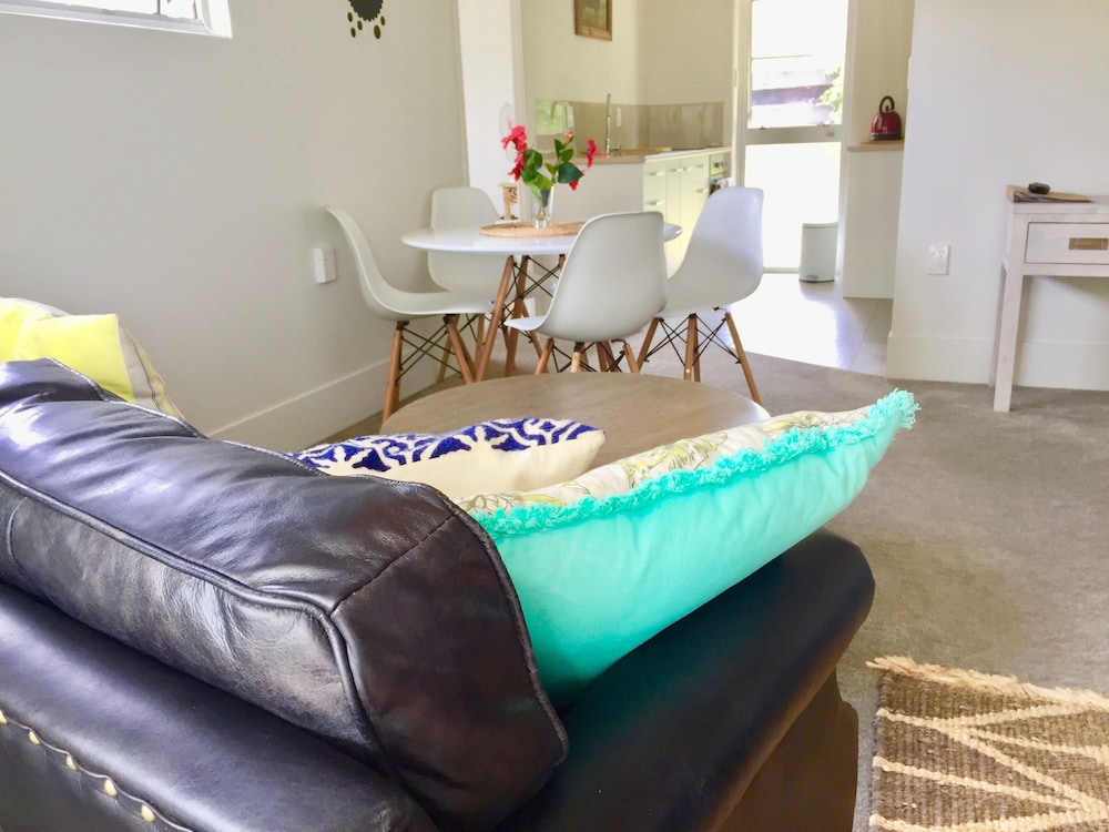 Classic Apartment, 1 Bedroom, Garden View photo 2