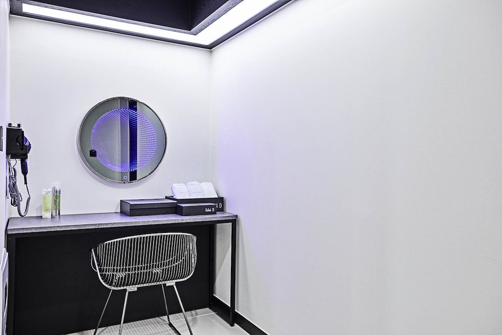 Deluxe Twin Room - Photo 6
