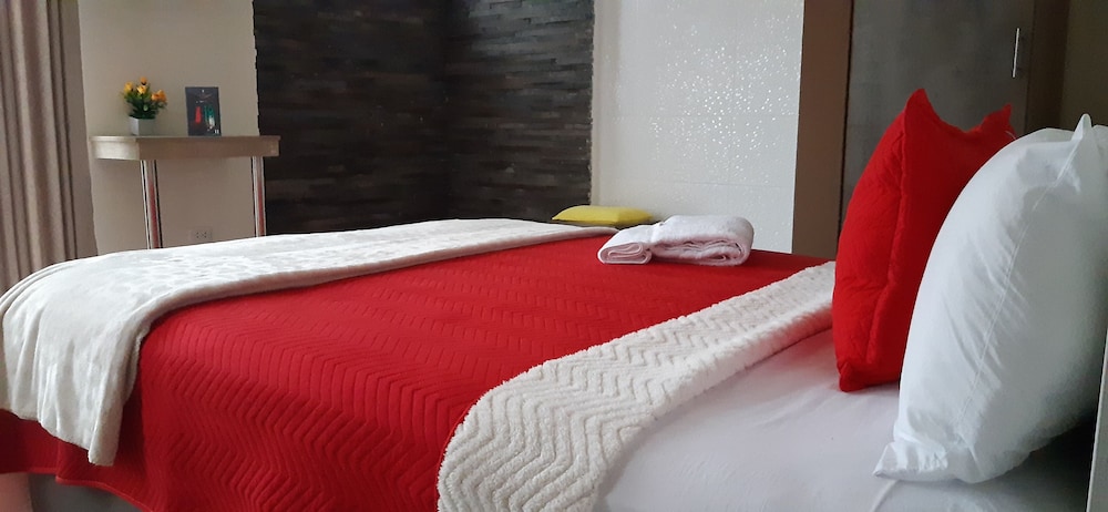 Deluxe Room, 1 Bedroom photo 2