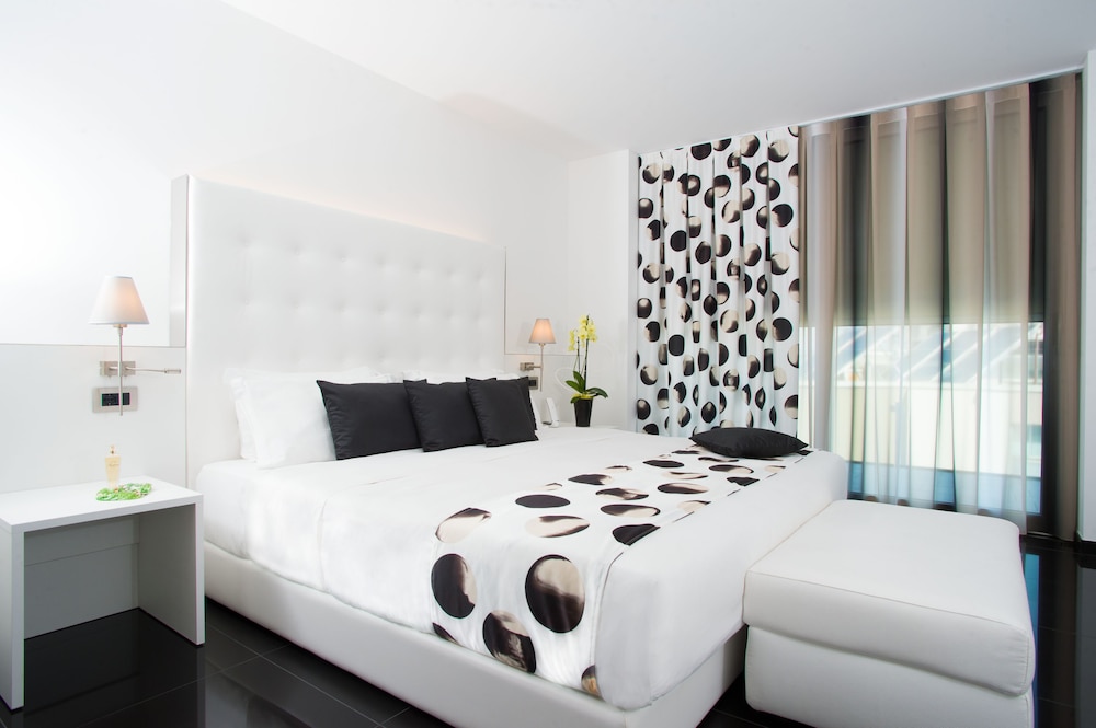 Luxury Suite, 1 Bedroom, Ocean View photo 3