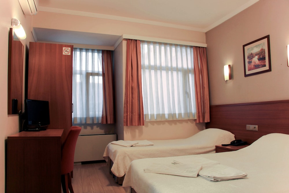 Standard Double or Twin Room, 1 Bedroom, City View photo 1