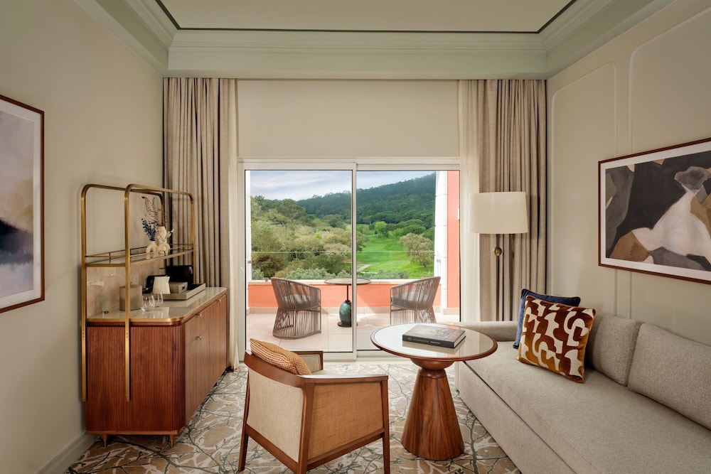Junior Suite with Balcony (Non Smoking) thumbnail 6