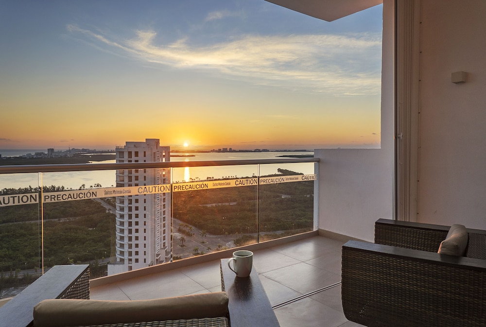 Family Suite, 3 Bedrooms, Kitchen, Ocean View photo 1
