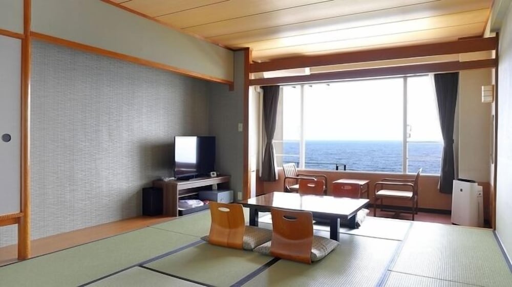 Standard Japanese-Style Room with 10 Tatami Mats (Ocean view) - Indoor Bath - Non-Smoking