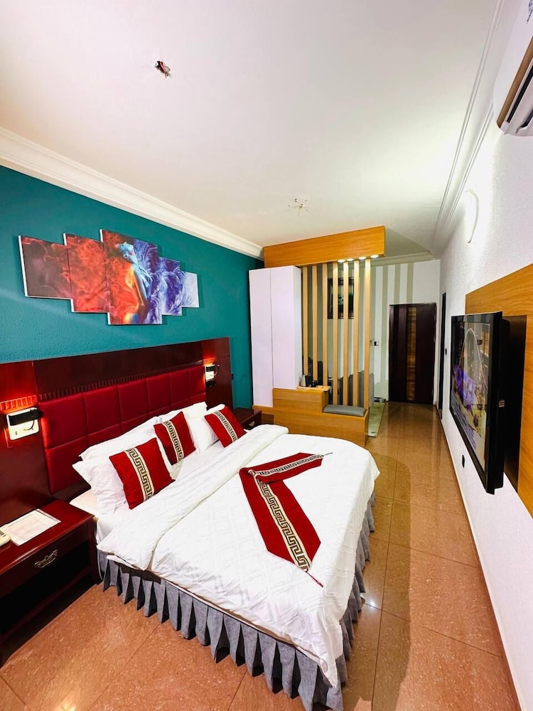 Deluxe Room, City View photo 1