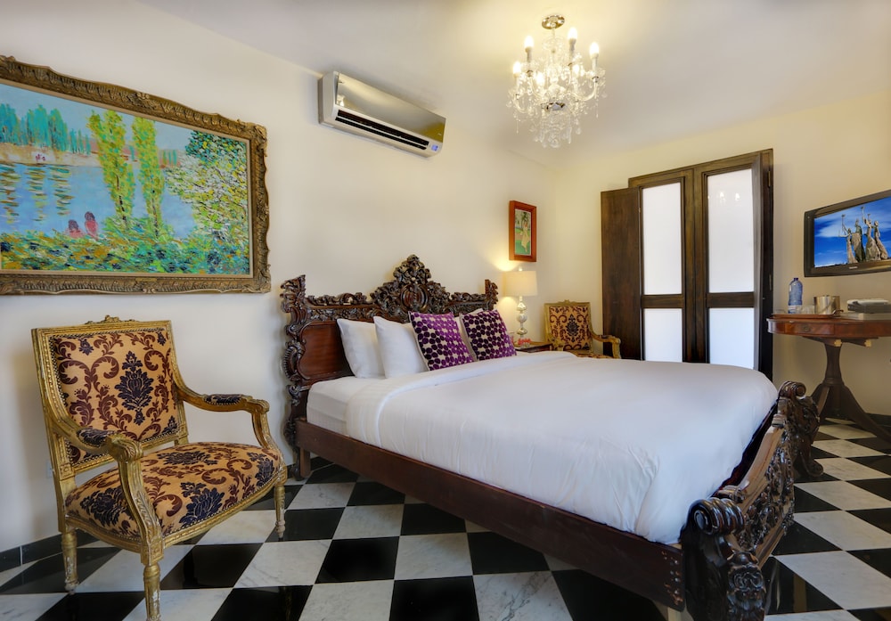 Suite, 1 King Bed, Terrace (SunDeck)