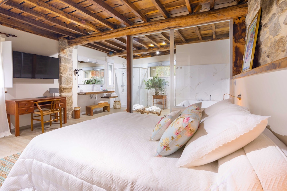 Suite de lujo, bañera de hidromasaje