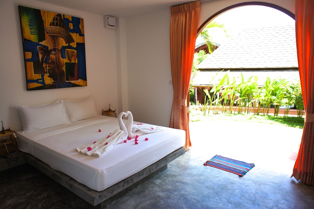 Deluxe Room, Garden View